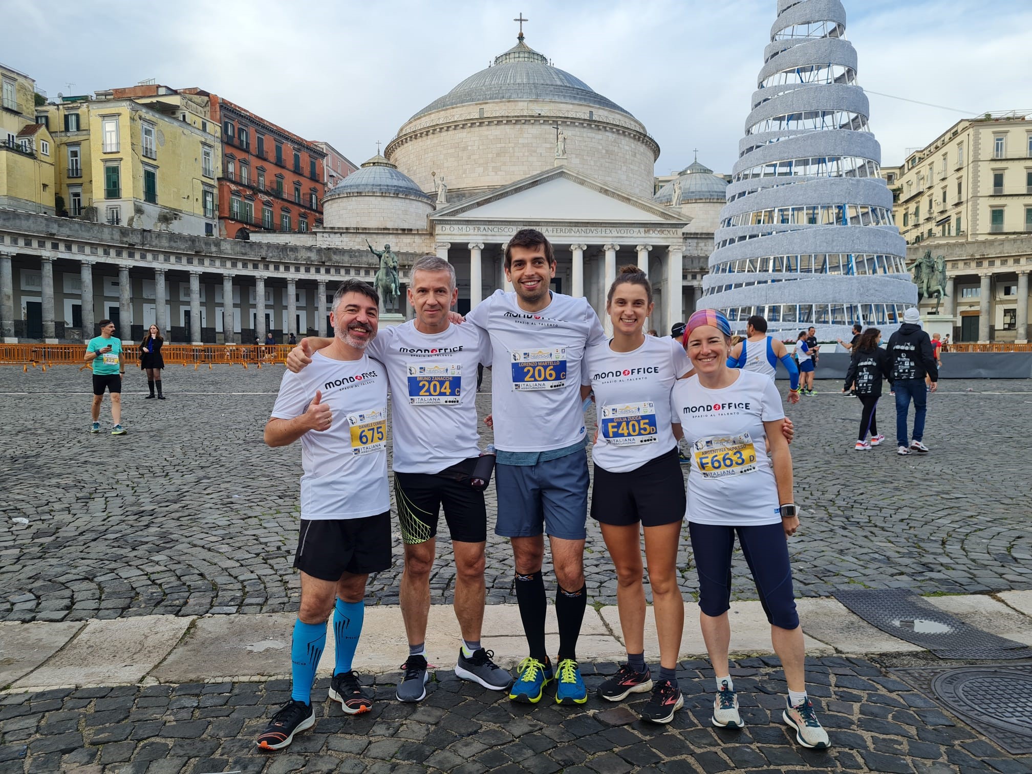Runners I runners Mondoffice alla Neapolis Marathon, la prima maratona di Napoli