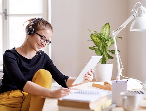 blog_musica_2_600x460 I benefici della musica sul lavoro